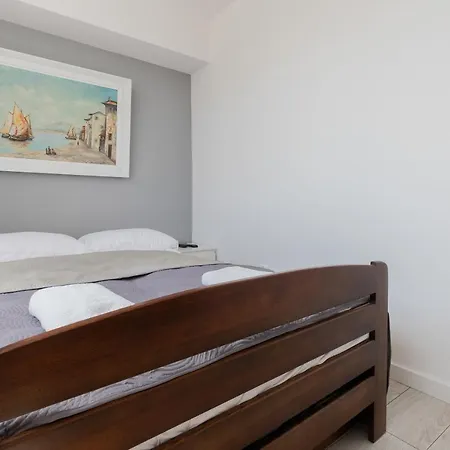 Apartment Park By Renters
